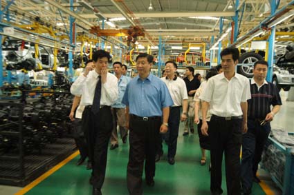 省委書記習近平視察眾泰汽車